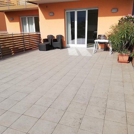 Appartamento La Terrazza リーヴァ・デル・ガルダ エクステリア 写真